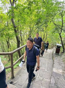 户外登山活动